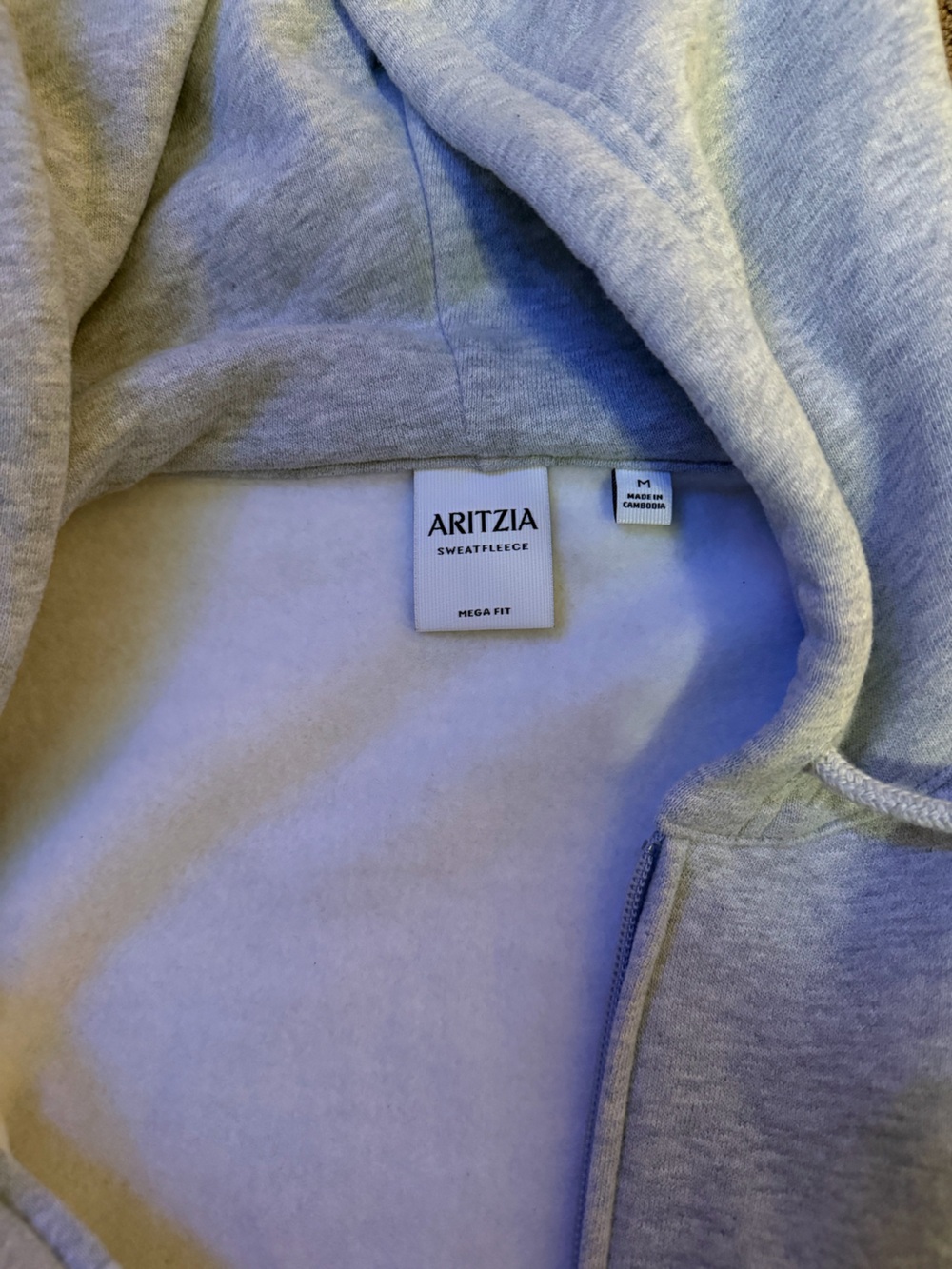 Aritzia Women’s Light Gray Mega Fit Full-Zip Hoodie Size M - Picture 2 of 3